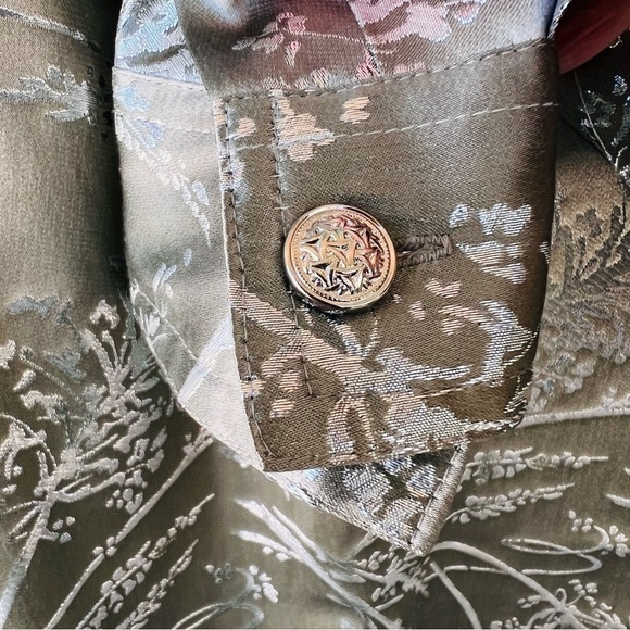 SILVER Lamé SILK OLIVE GREEN BUTTON DOWN OVERSIZED WHIMSIGOTH BLOUSE SMALL NEW - Picture 8 of 11